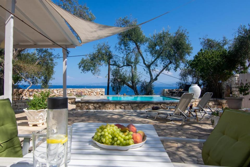 Paxosblue Comfort suite private pool, sea view Apartment in Peloponnese, Western Greece and the Ionian