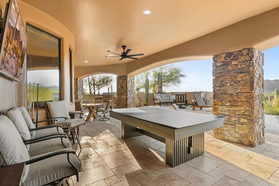 Your Luxury Desert Villa with Pool Hot Tub & Views House in Carefree