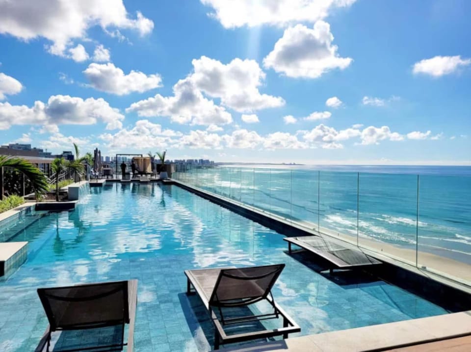 Vista Mar Panorâmica Rooftop Piscina e Jacuzzi Apartment in Salvador