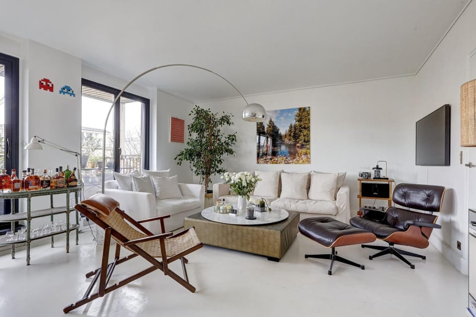 TheBlueStay 603 Spacious Apt with Terrace Apartment in Paris