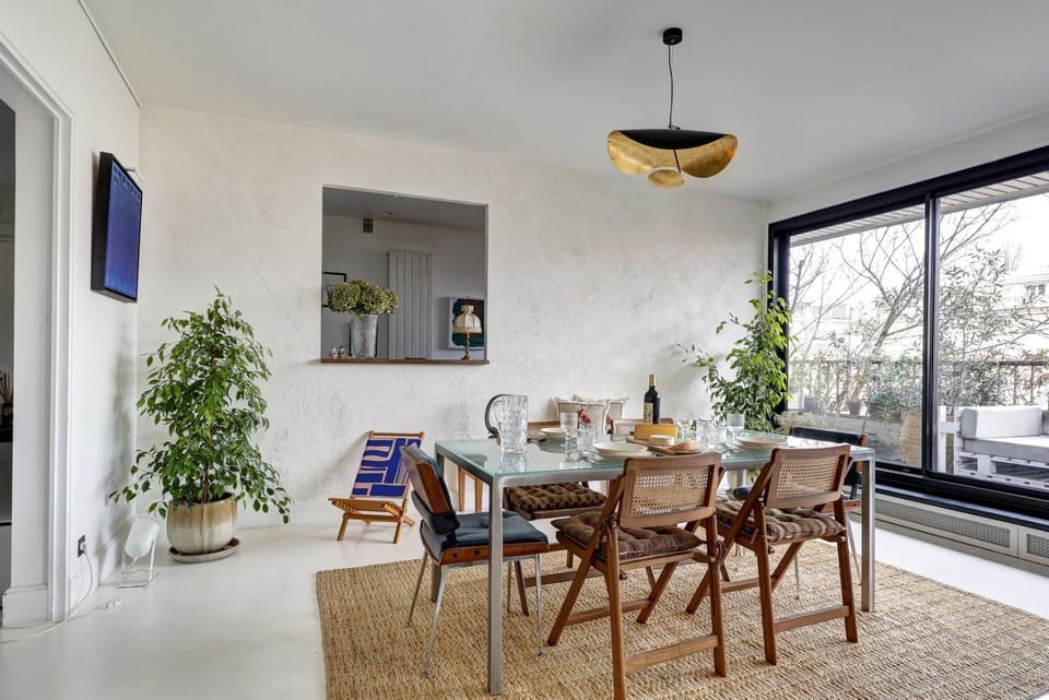 TheBlueStay 603 Spacious Apt with Terrace Apartment in Paris