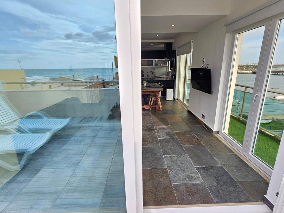 Blife Charlya private rooms at Faro beach Vacation rental in Faro