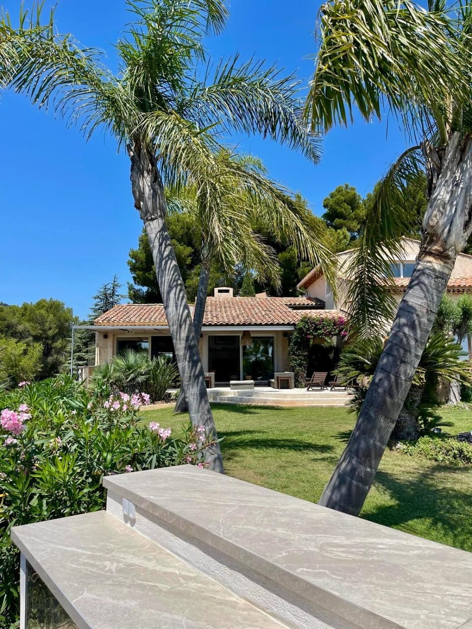 Mas des îles d'Or - Vue mer unique, Piscine chauffée, Jacuzzi, Tennis Villa in Hyères