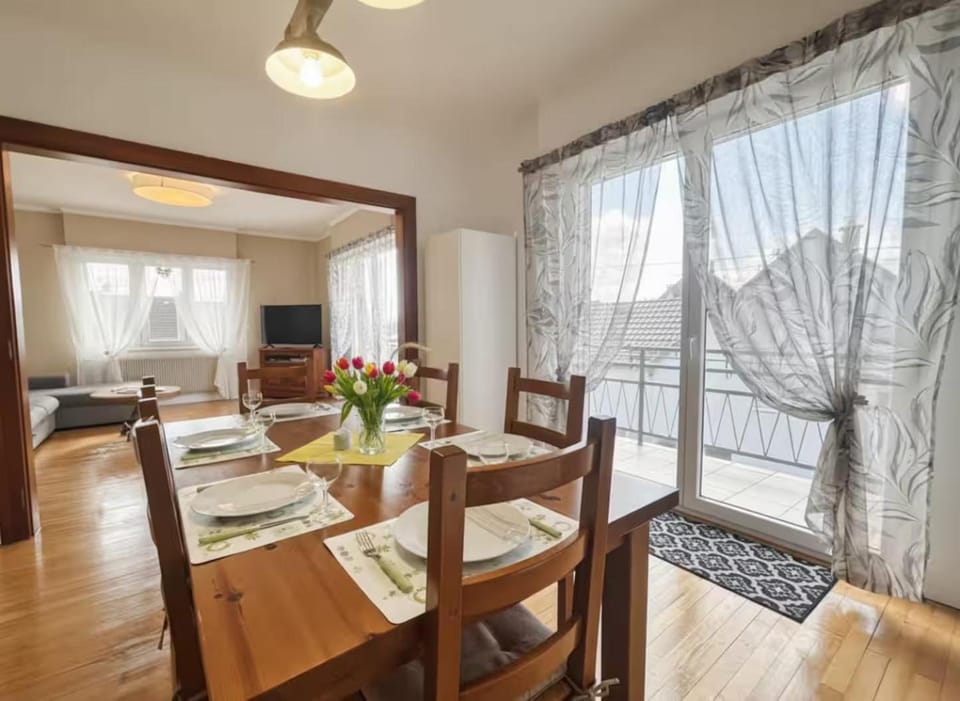Balcony/Terrace, Living room, Dining area