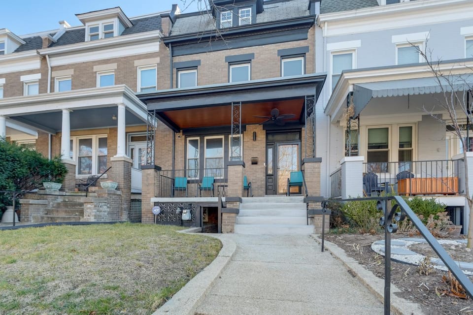 Remote-Work Hub! DC Unit 1 Mi to Rock Creek Park Apartment in District of Columbia