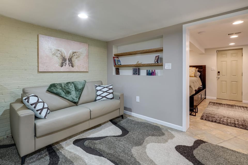 Remote-Work Hub! DC Unit 1 Mi to Rock Creek Park Apartment in District of Columbia