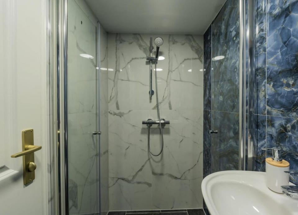 Beautiful City Apartment Charlottenburg Berlin Apartment in Berlin