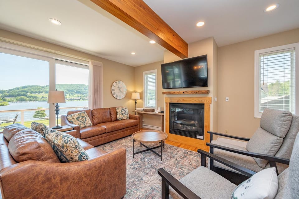 Apres Ski by Railey Vacations Bed and Breakfast in McHenry