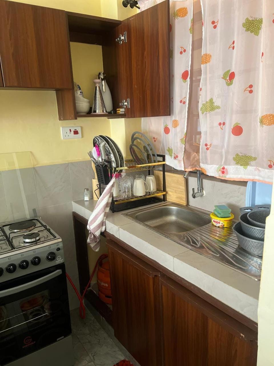 Kitchen or kitchenette