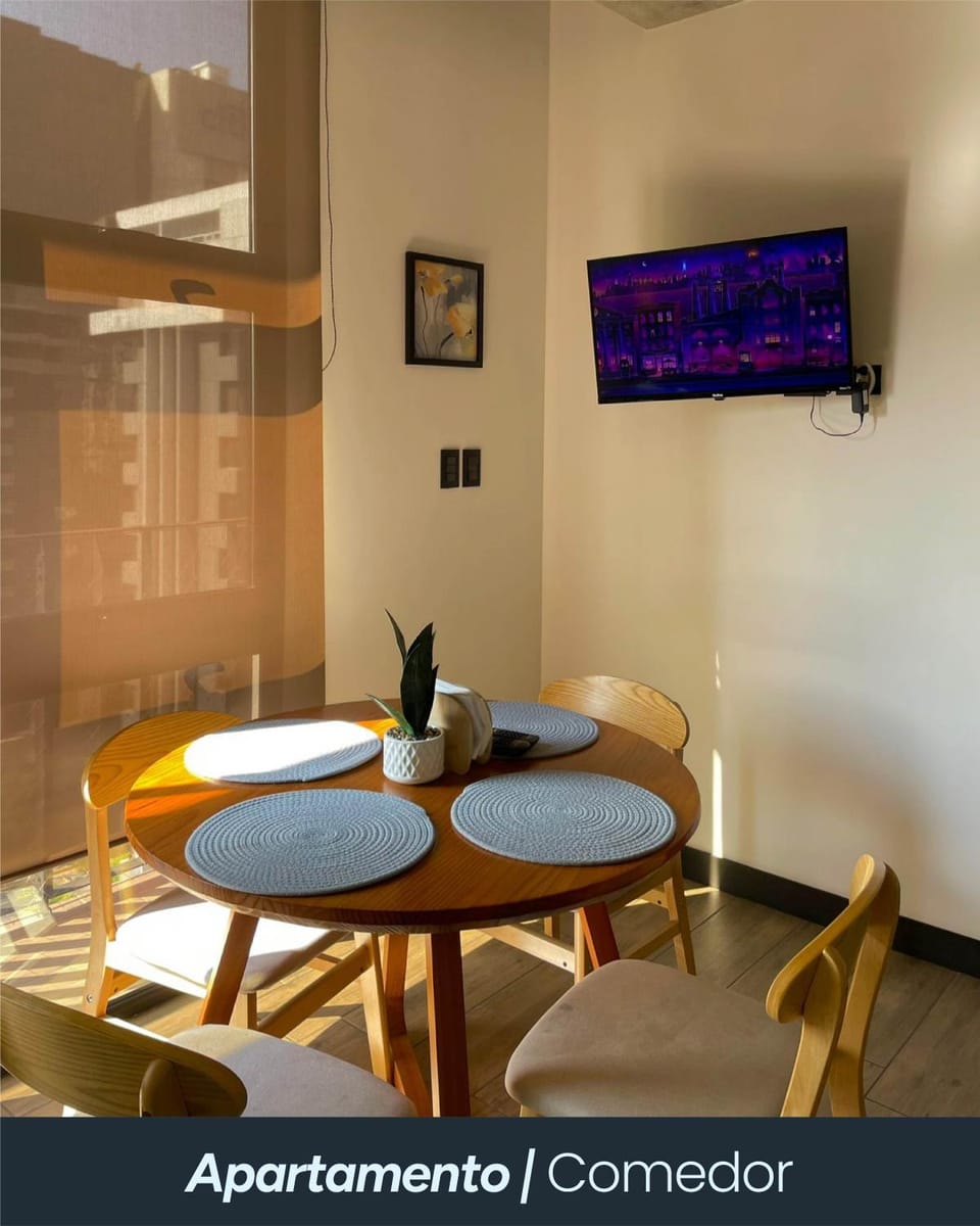 Eon 5 - Acojedor apartamento en Zona 10 Apartment in Guatemala City