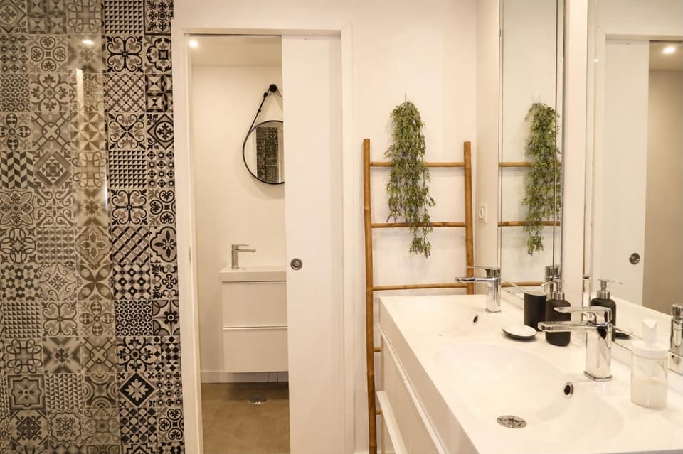 Lovely & Comfy I - Checkinhome Apartment in Estoril