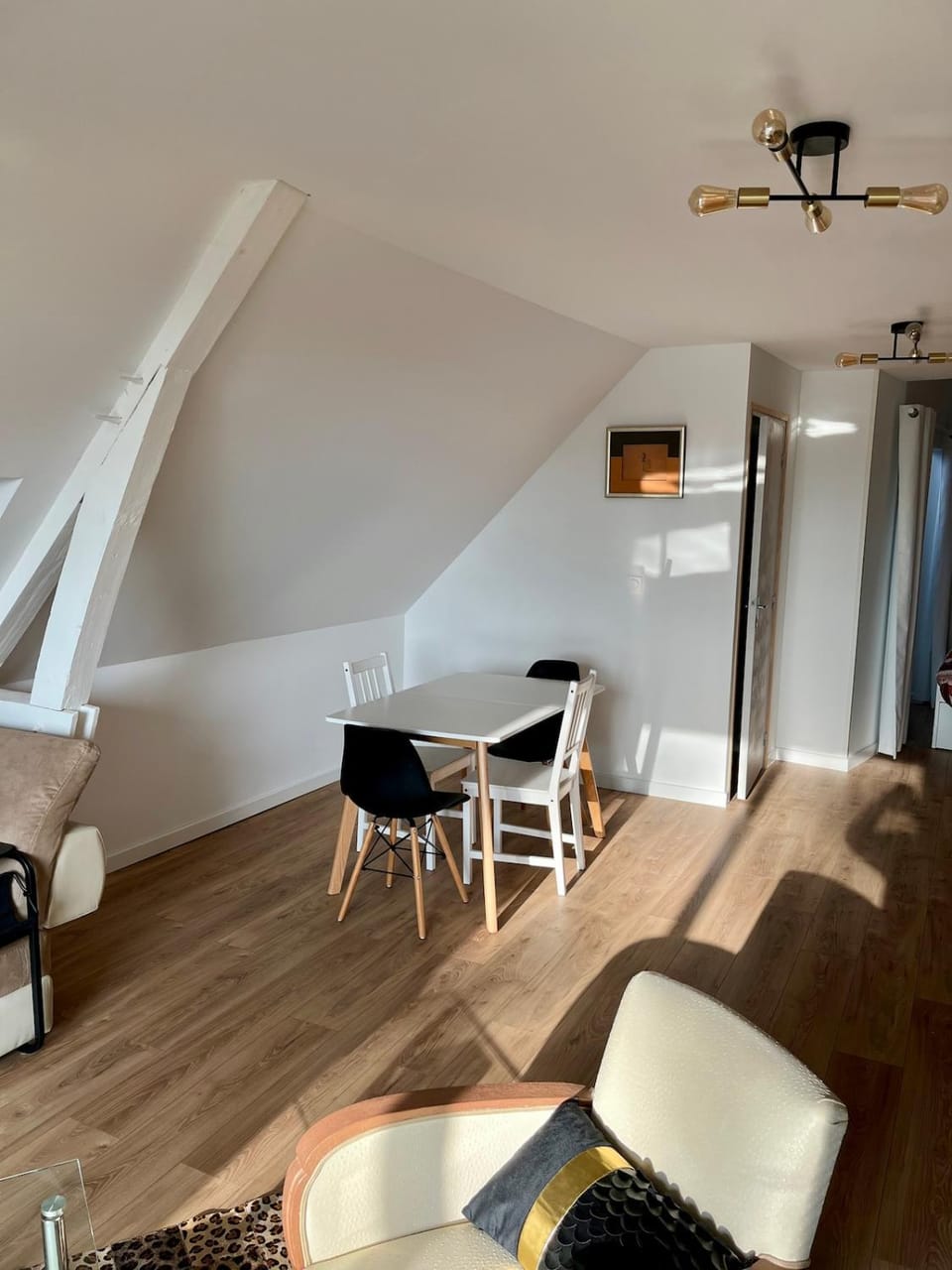 Calme, moderne, Dives Apartment in Normandy