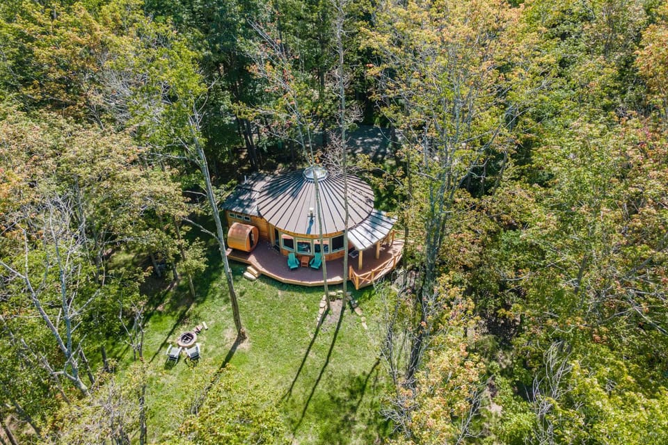 Yellowstone Yurt by Railey Vacations Apartment in Deep Creek Lake