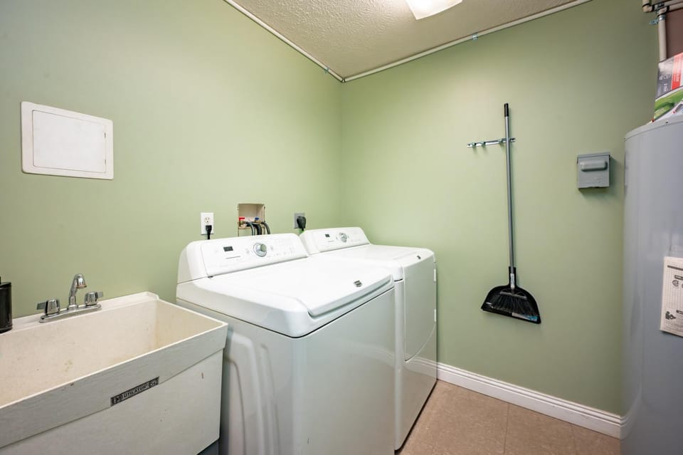 Wynsome Run Lodge by Railey Vacations House in Deep Creek Lake