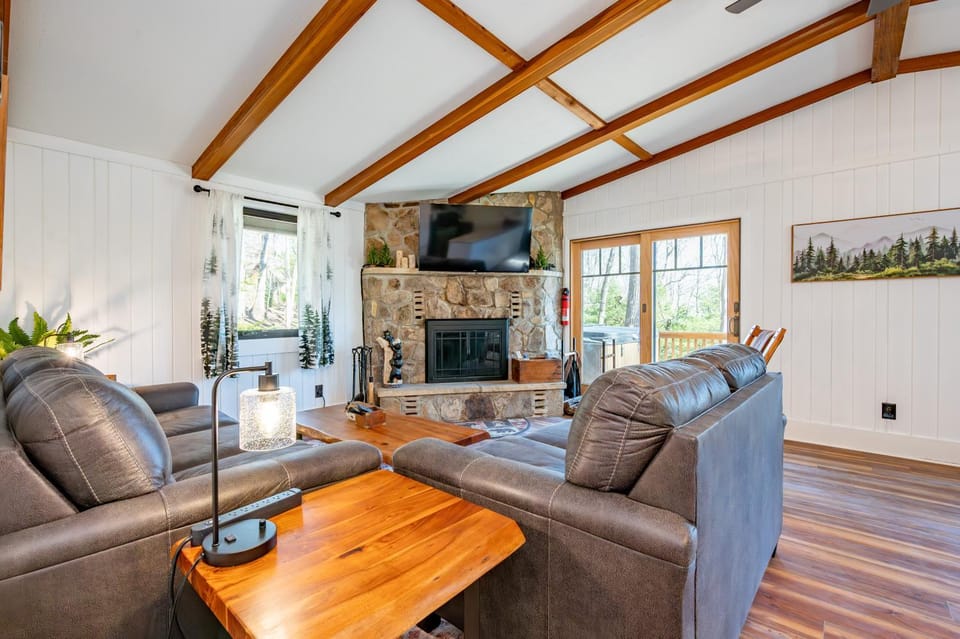 Woodlore House in Deep Creek Lake
