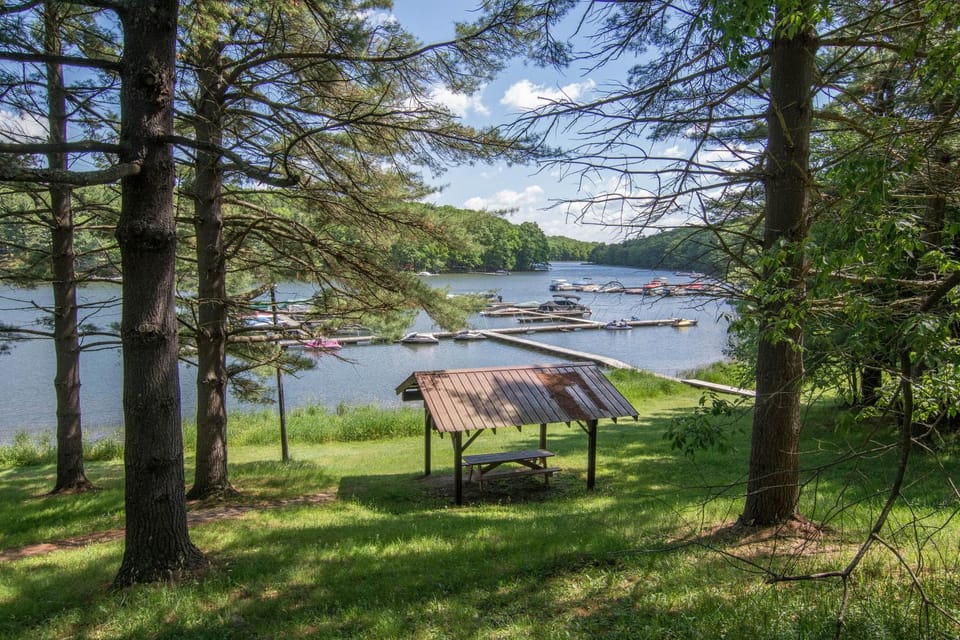 Woodlore by Railey Vacations House in Deep Creek Lake