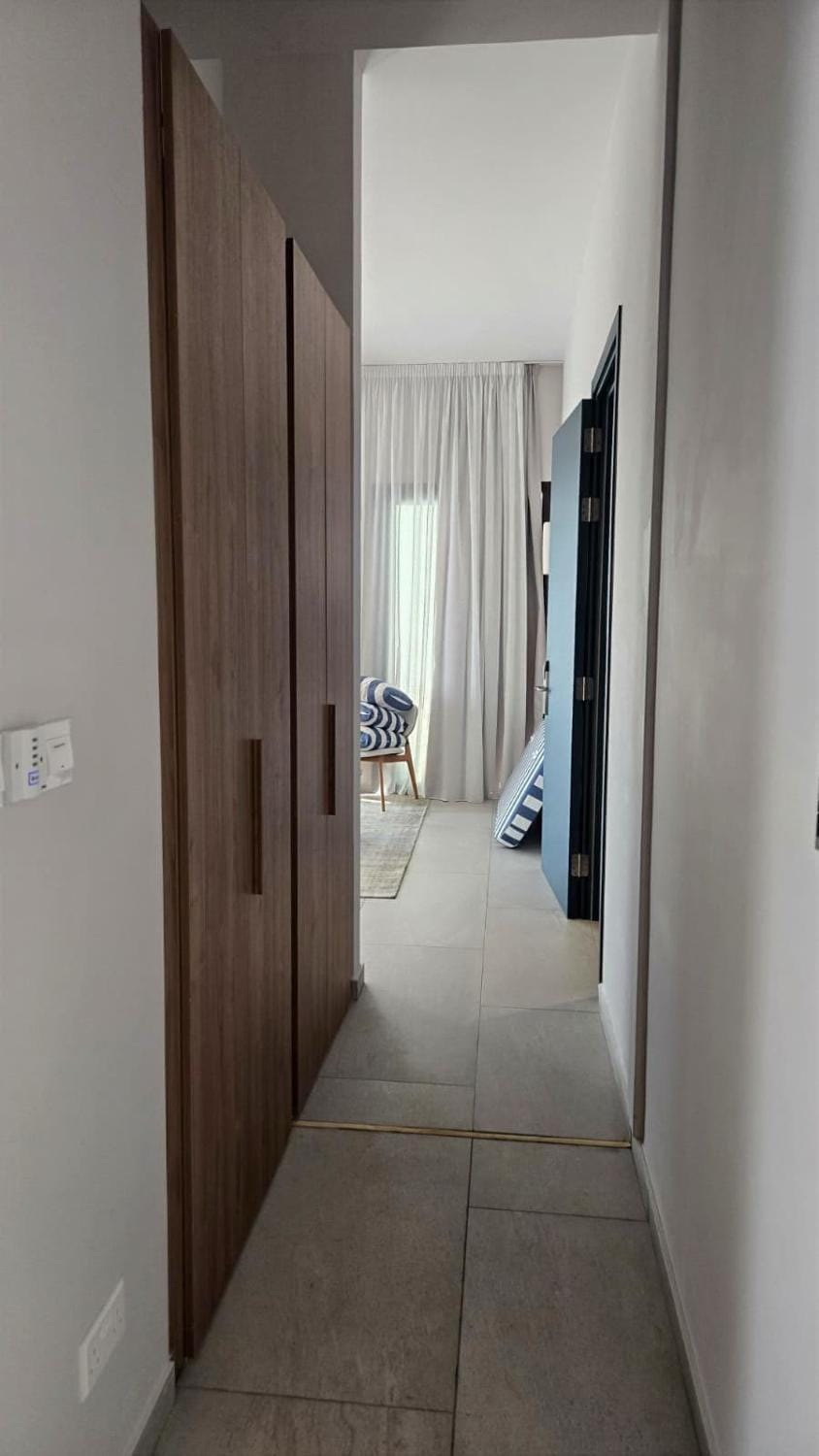 1BR Serviced Apt with Pool & Premium Amenities Apartment in Oroklini