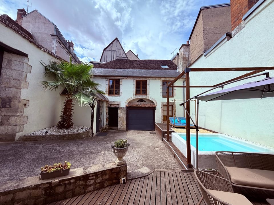 La Galerie - Mini Piscine - Bourges Originale Apartment in Bourges