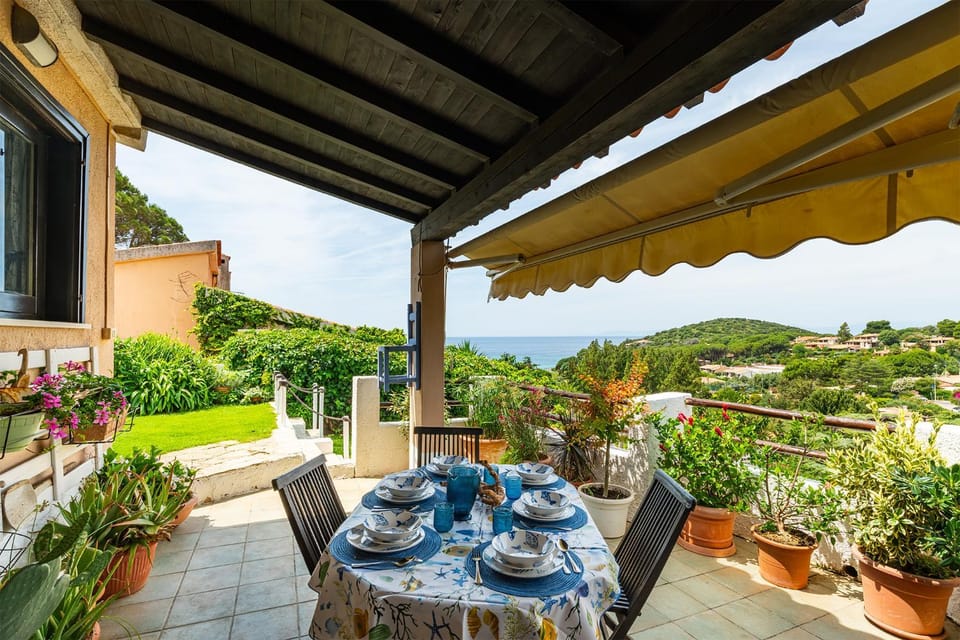 Zenith villa within walking distance of the sea Villa in Geremeas