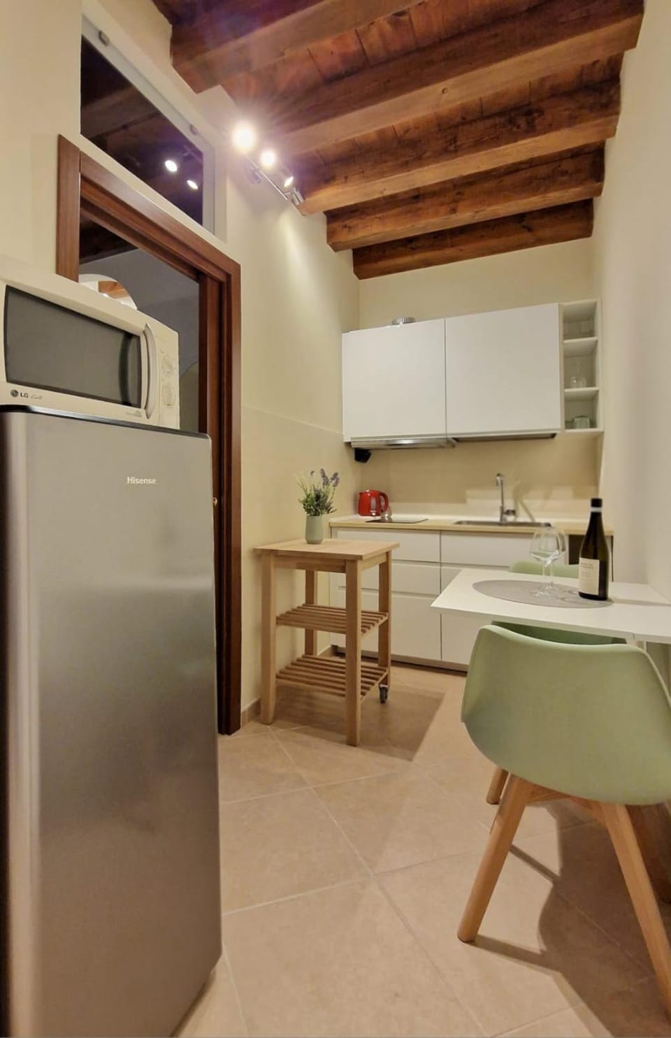Kitchen or kitchenette, kitchen