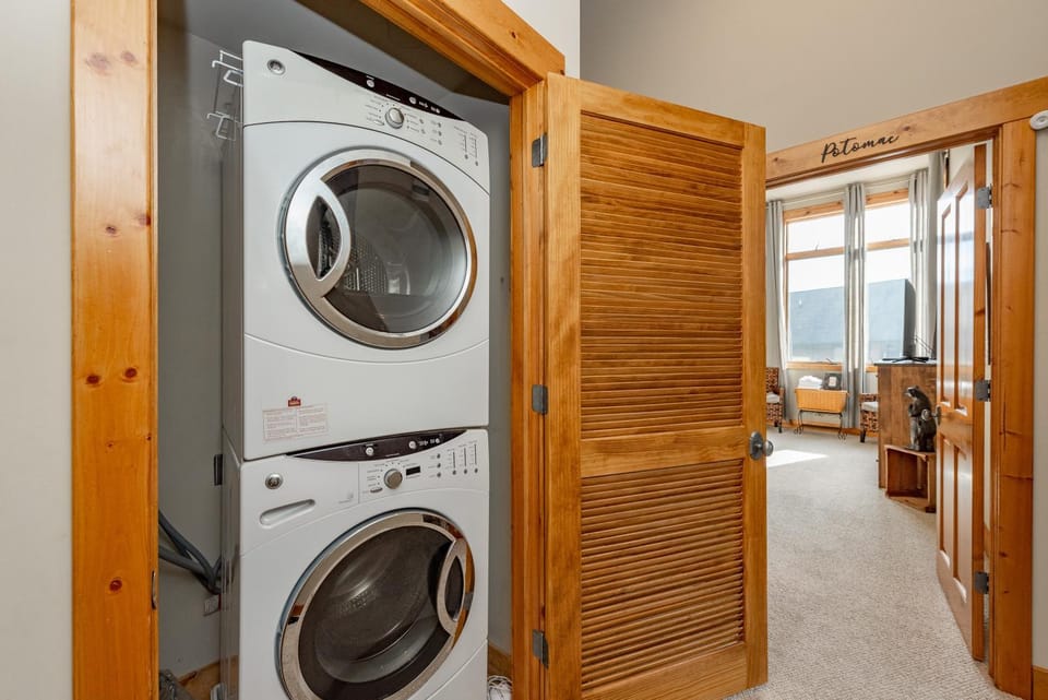 WISPering Timbers by Railey Vacations House in Deep Creek Lake