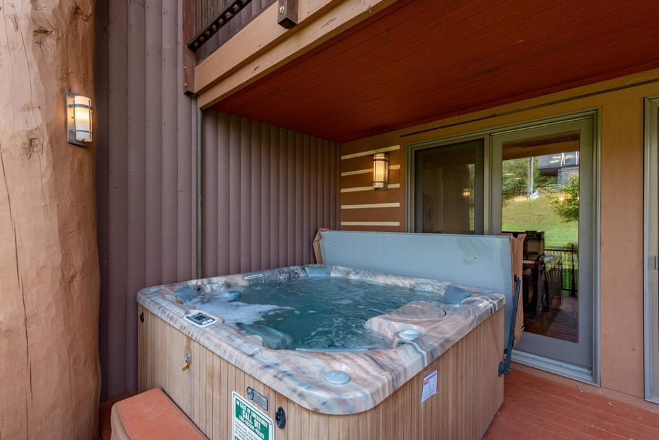 WISPering Timbers House in Deep Creek Lake