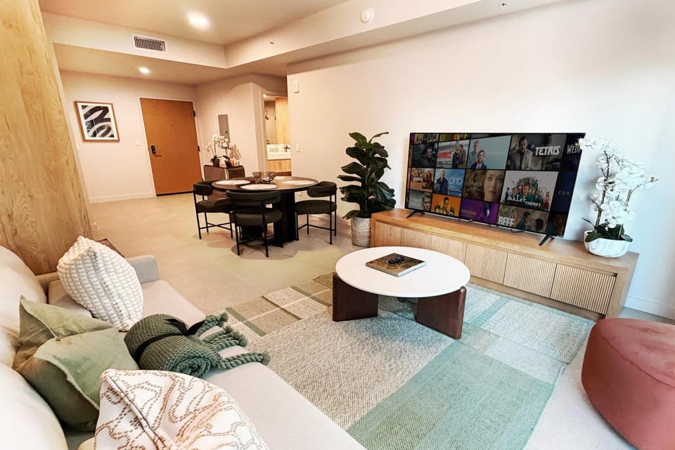 TV and multimedia, Living room, Seating area