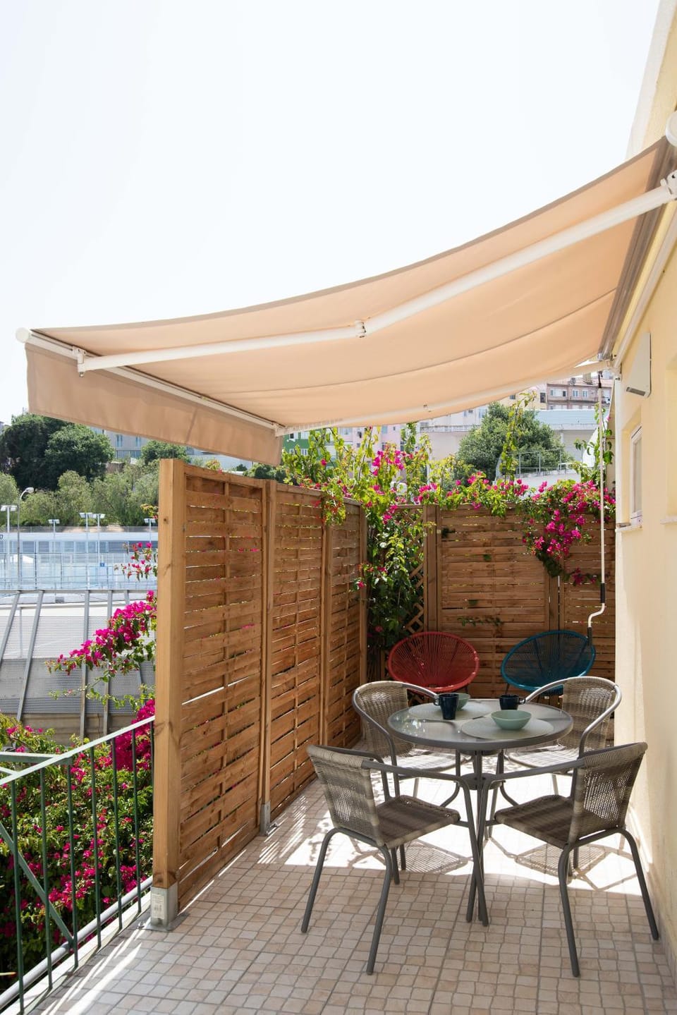 Sunny 3-bedroom apartment São Bento Apartment in Lisbon