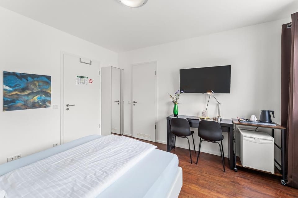 TV and multimedia, Bedroom, minibar