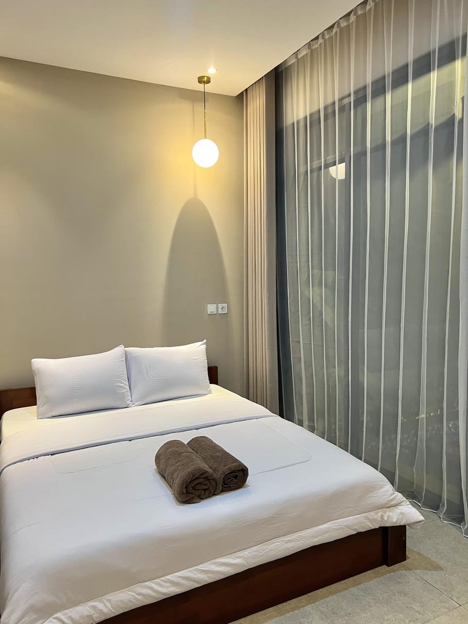 Bedroom, air conditioner