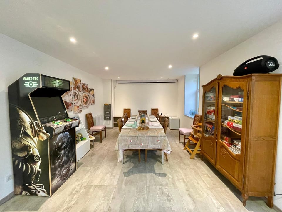 Property building, Living room