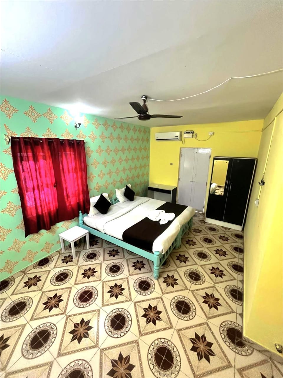 Disha comfort beach stay Calangute Bed and Breakfast in Calangute