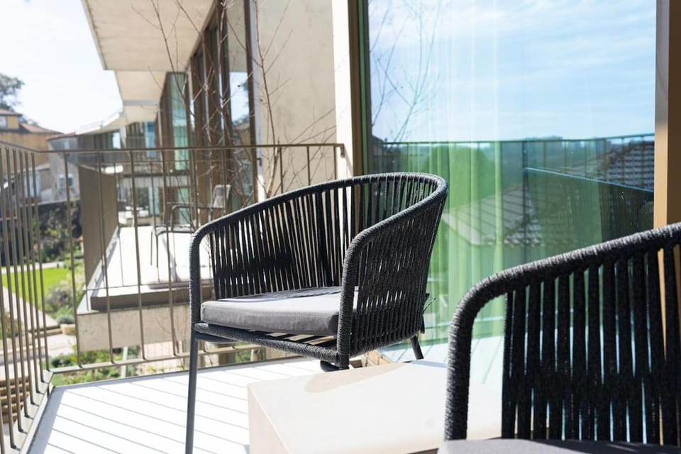 The Luminous by Lovely Memories - Pool Access Apartment in Porto