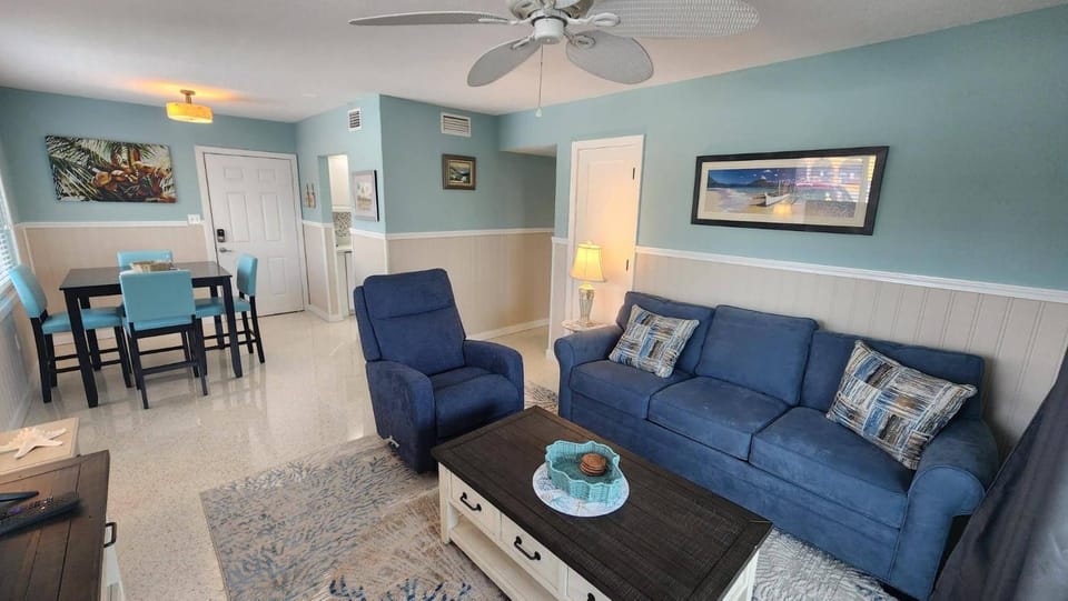 Village West Unit 101 Apartment in Siesta Beach