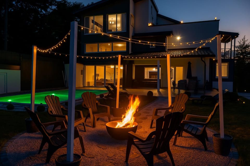 Patio, Evening entertainment, Swimming pool