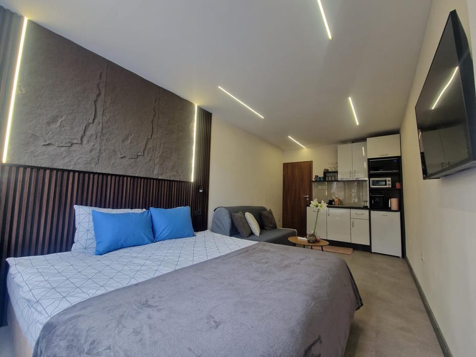 Malavi F4 top center studio Ruse Apartment in Ruse