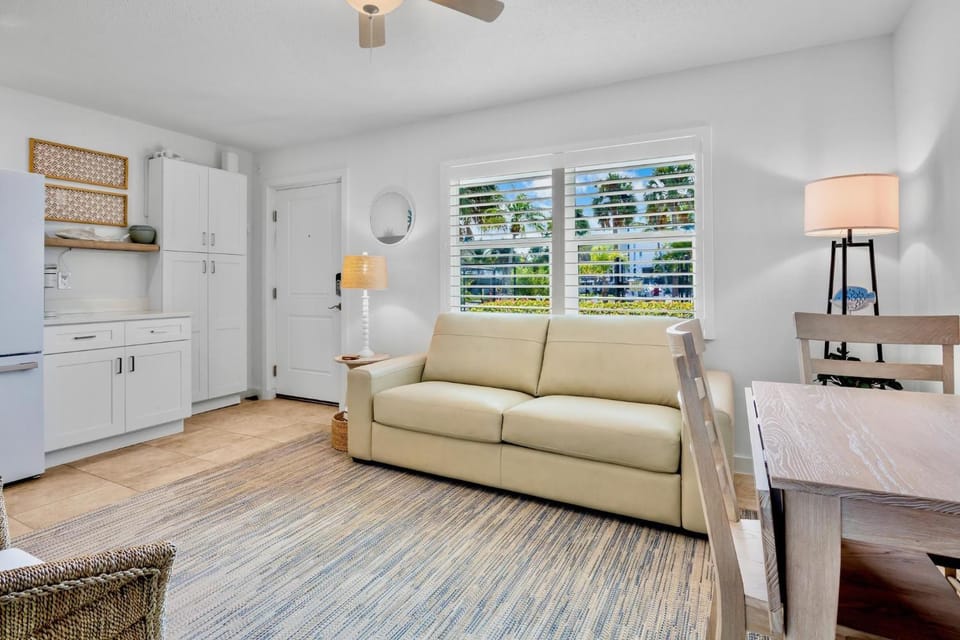Gulf Holiday Unit 8 Apartment in Siesta Key