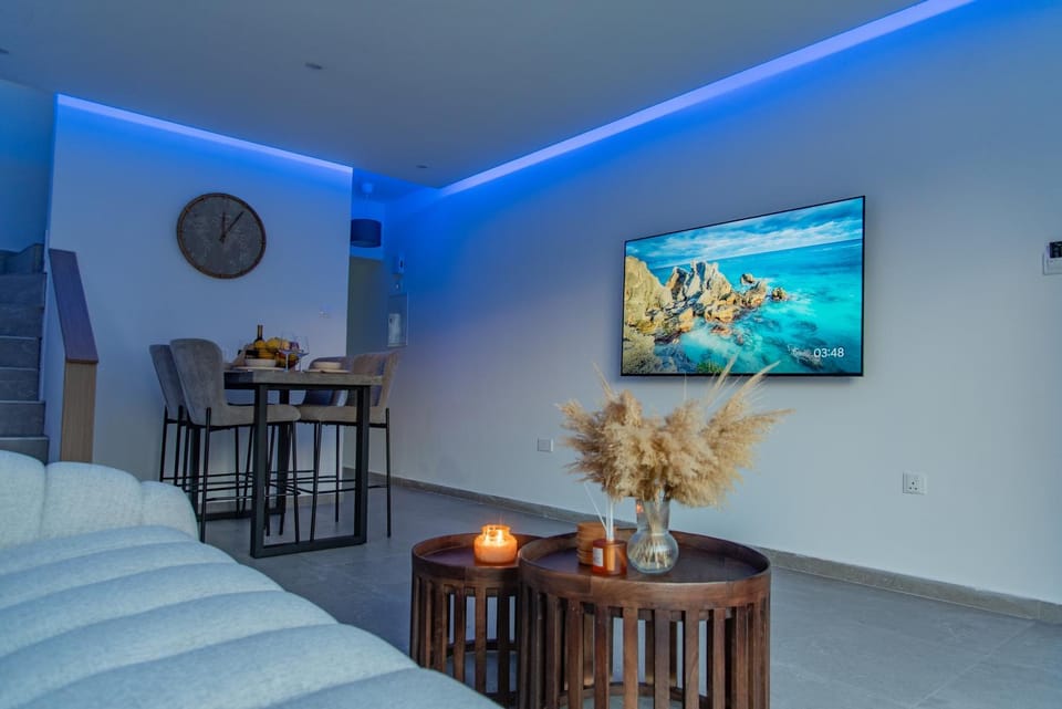 TV and multimedia, Living room
