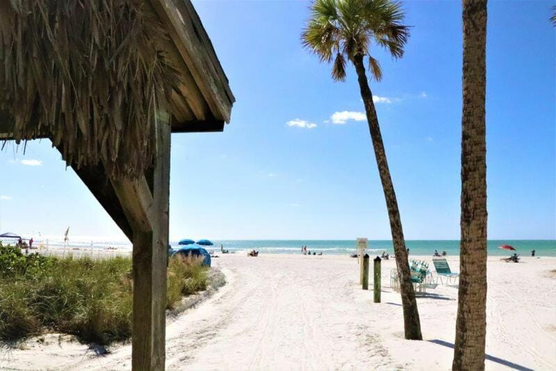 303 Sea Shell Apartment in Siesta Beach
