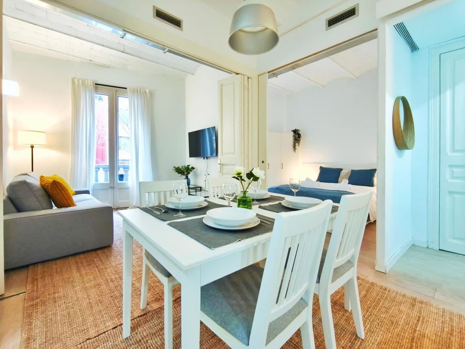 TV and multimedia, Living room, Dining area, heating, air conditioner