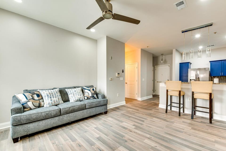 Condo by MARTA: 10 Min Walk to World Cup Stadium House in Atlanta