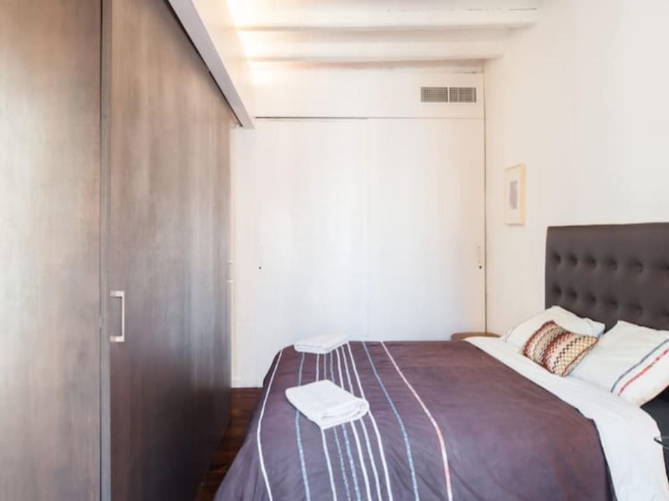 Bed, Photo of the whole room, Bedroom, towels, wardrobe