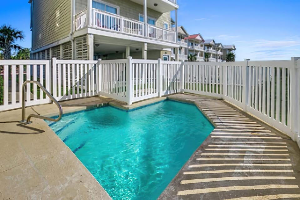 Oceans Echo - Marsh View House in North Myrtle Beach