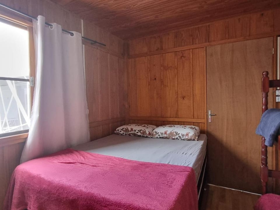 Casa para 8 pessoas a 5 min do Beto Carrero House in Penha