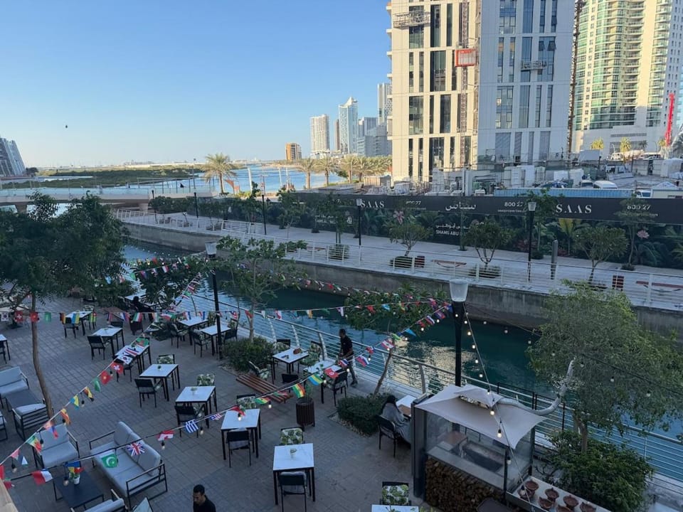 Modern 1BR private parking near Cleveland hospital Apartment in Abu Dhabi