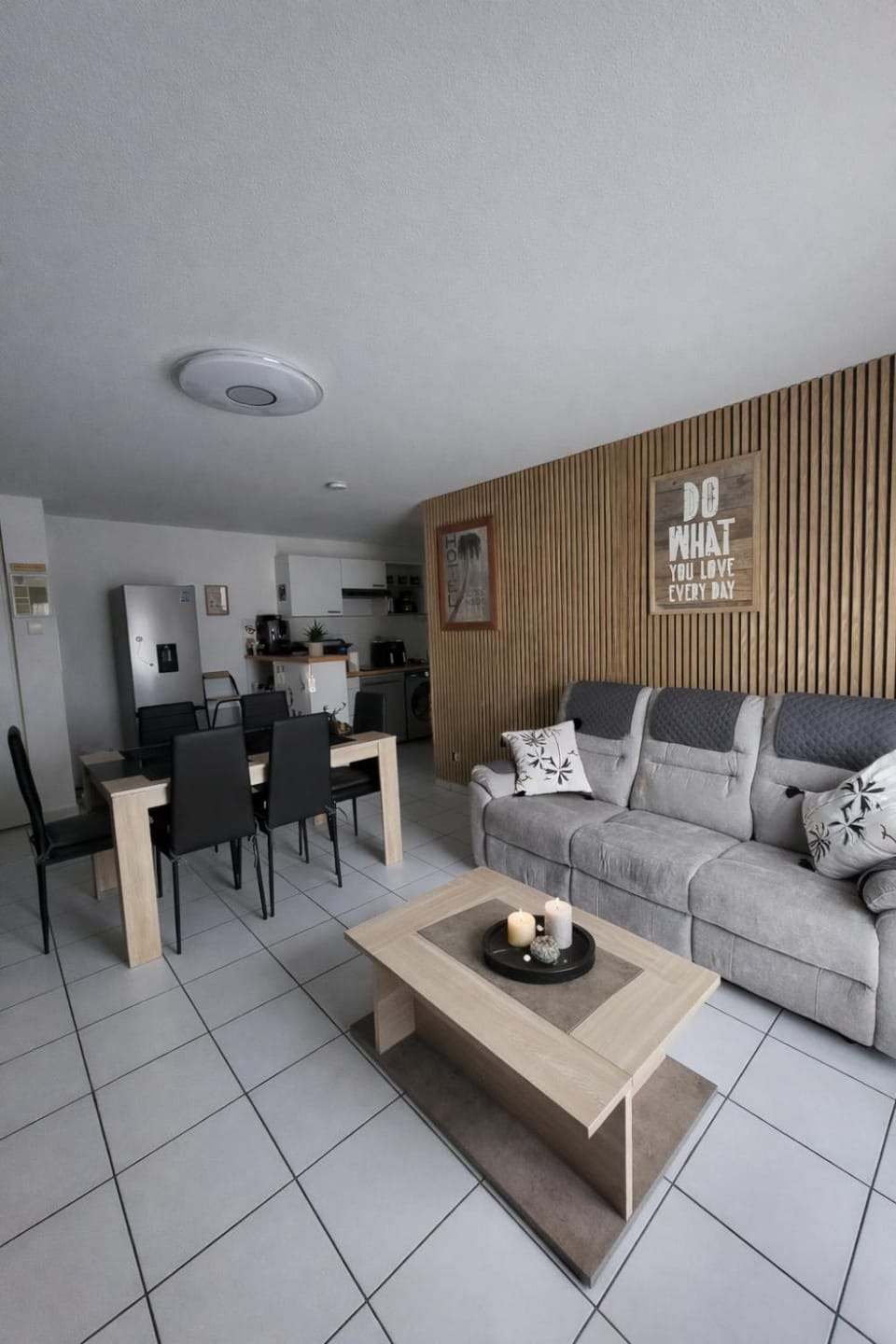 Living room, Dining area
