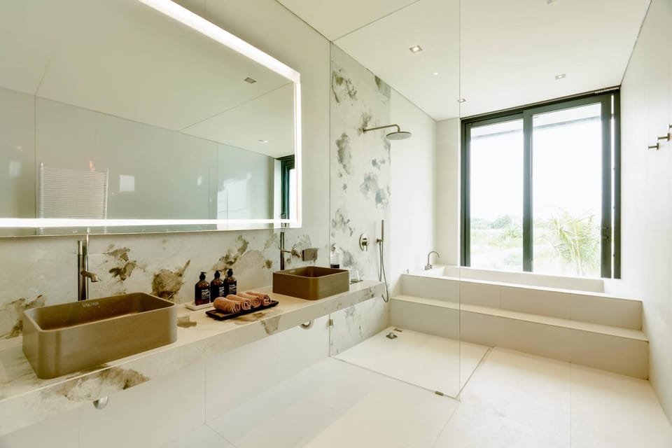 Bathroom, Bath