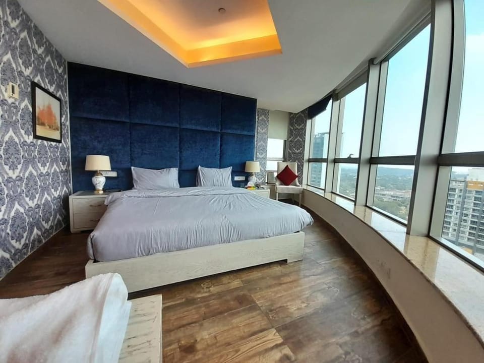 2 BHK Luxury Apartment in Centaurus 360 View Apartment in Islamabad Capital Territory