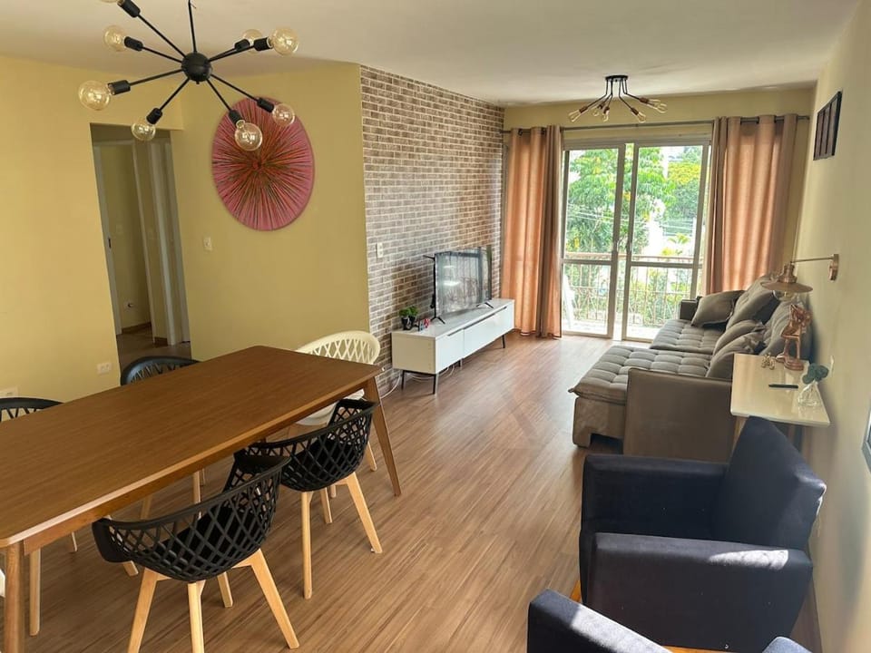 2 Quartos - Zona Sul - Amplo - Custo Benefício Apartment in Sao Paulo City