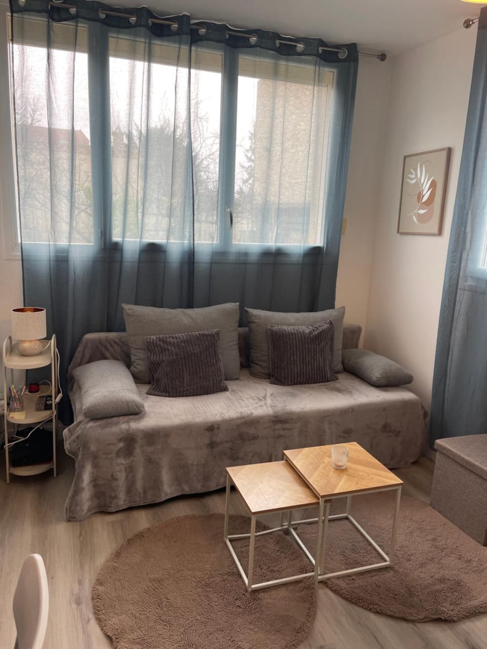Charming studio with sleeping area near Paris et Disneyland Apartment in Saint-Maur-des-Fossés